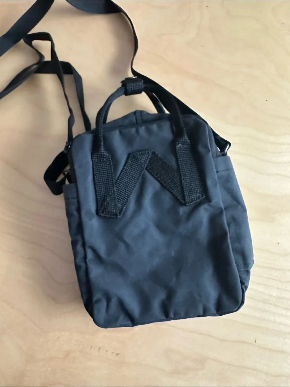 Fjallraven Kanken Sling in Black